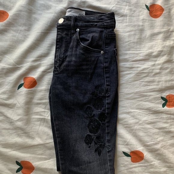 faded black floral accent garage jeans - Picture 1 of 3
